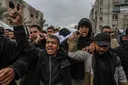 اسرائیلو په غزه کې د بې ځایه شویو  پر خیمو بریدونو کې ۳ فلسطینیان شهیدان او ۲۵ نور ټپیان کړل