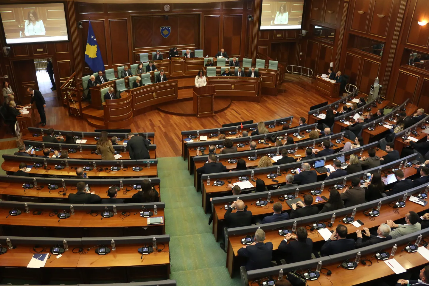 Собранието на Косово усвои декларација за заштита на ОВК