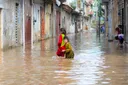 Heavy rains collapse house roof in northwest Pakistan, killing 11