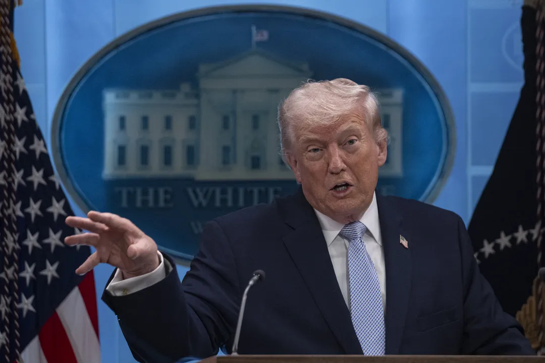 Donald Trump: “Stiamo conducendo i negoziati con l’Iran in silenzio”