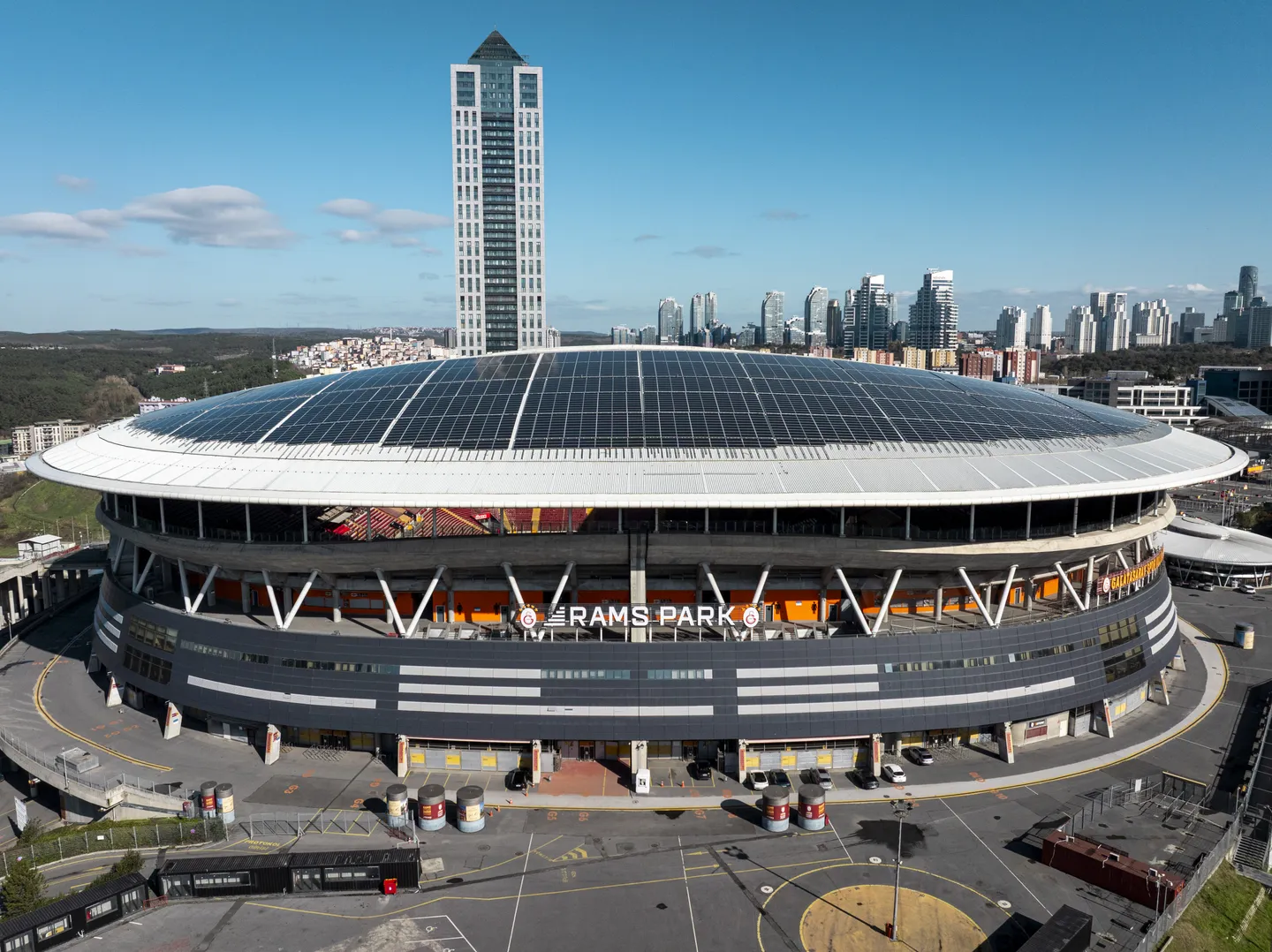 Excitement in Istanbul ahead of Galatasaray, Barcelona clash in Champions League
