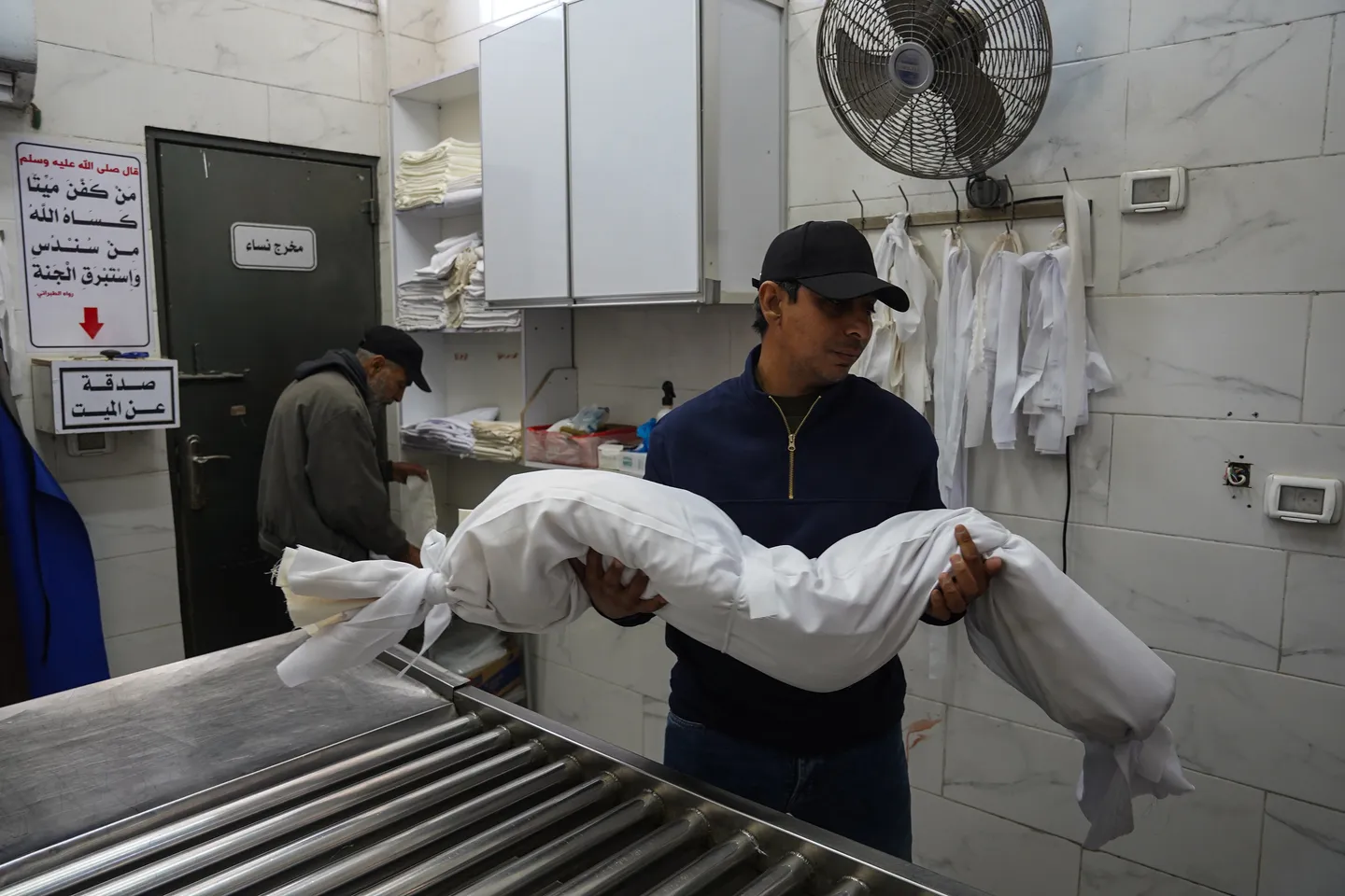 Palestinian girl dies of wounds from Israeli fire in Gaza amid ongoing ceasefire violations