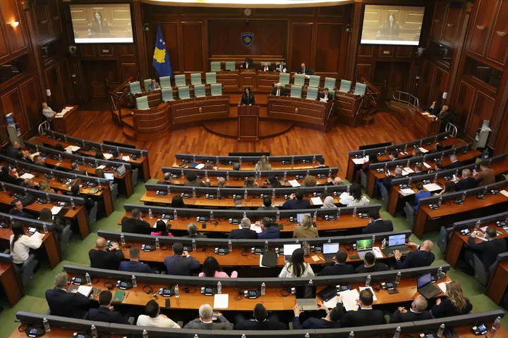Legjislatura e 11-të e Kuvendit të Kosovës: Nga sa ulëse morën partitë sipas rezultateve preliminare