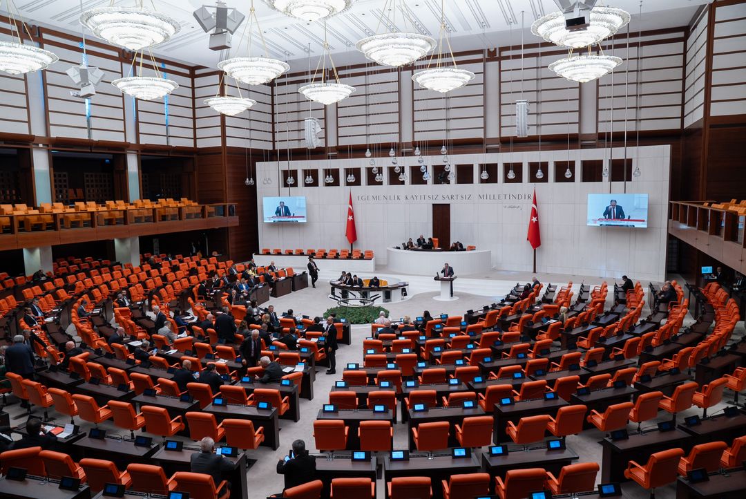 Türkiye propozon rregulla licensimi dhe kufizim të komisioneve për platformat e huaja të akomodimit