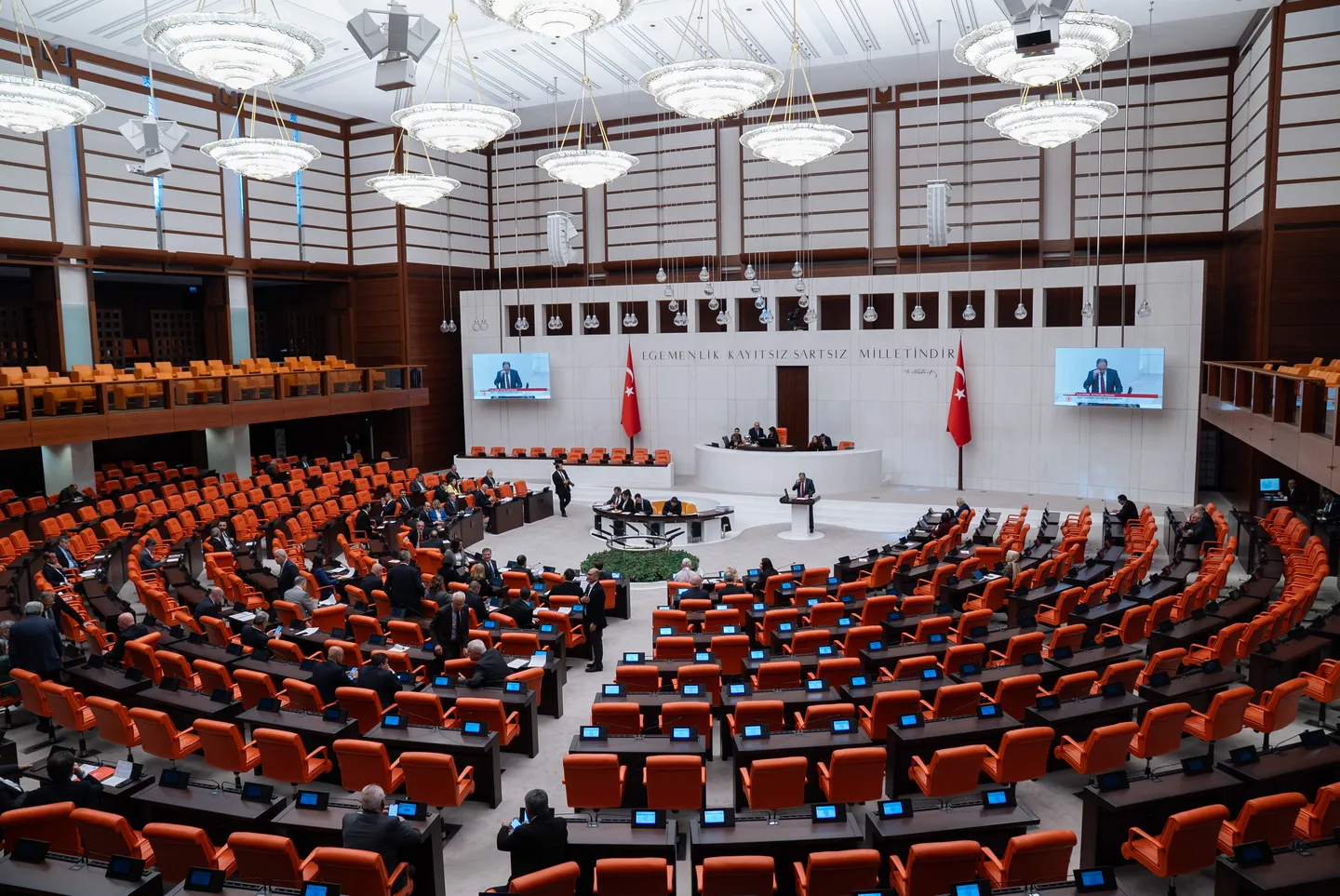 Türkiye propozon rregulla licensimi dhe kufizim të komisioneve për platformat e huaja të akomodimit