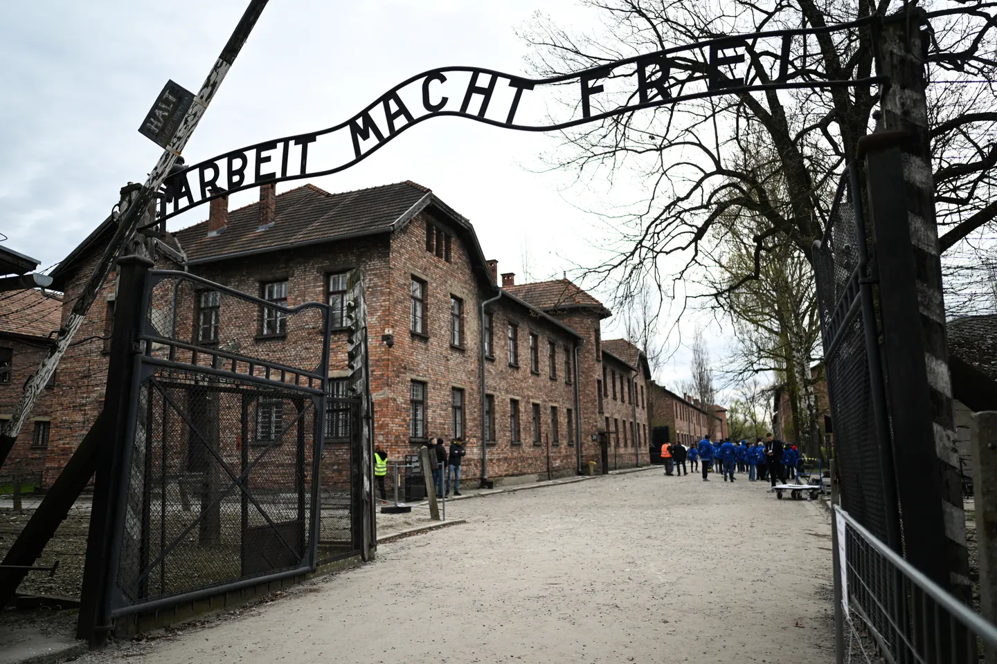 Joodse stichting daagt NMBS en Belgische staat voor de rechter om WWII-deportaties