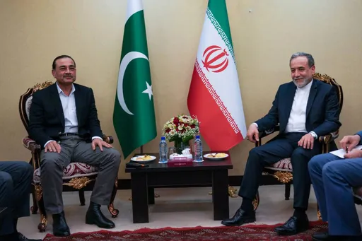 Les diplomates pakistanais et iraniens discutent pour relancer les pourparlers avec Washington