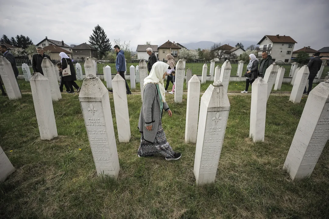 Österreich nimmt Ermittlungen gegen „Wochenend-Scharfschützen“ im Bosnienkrieg auf