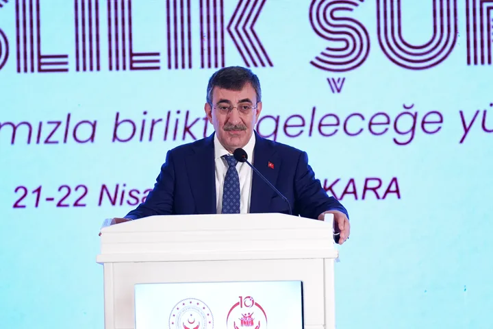 Potpredsjednik Yilmaz: Turkiye treba snažnu odbrambenu industriju za nezavisnu vanjsku politiku