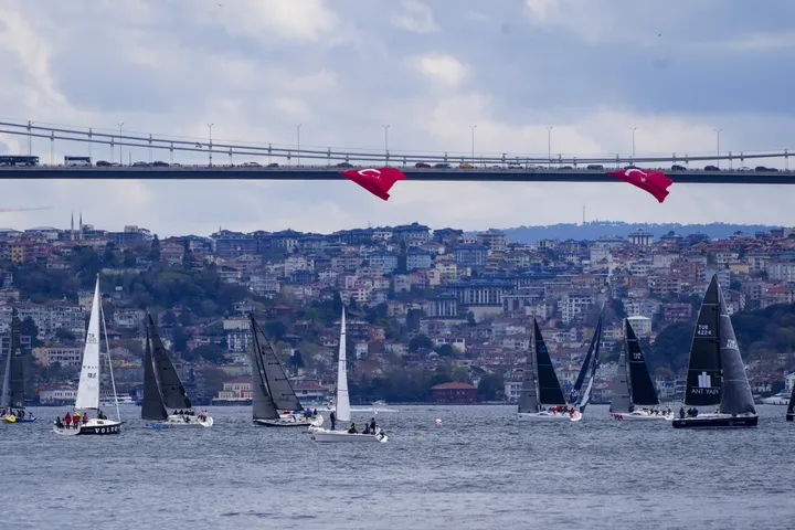 Մեկնարկել է Ազգային ինքնիշխանության գավաթի 7-րդ նախագահական միջազգային առագաստանավային մրցավազքը