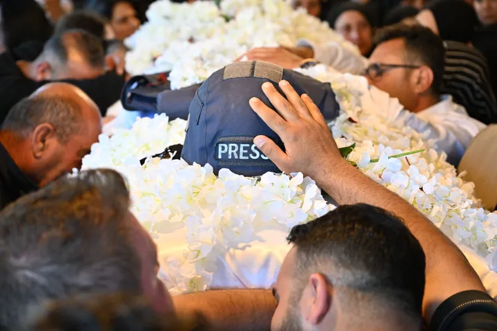 Amnesty France demande une enquête pour crime de guerre après une frappe israélienne ayant tué une journaliste au Liban
