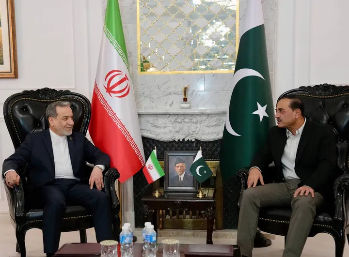 Iran says contacts with Pakistan, Qatar should not be seen as return to talks with US