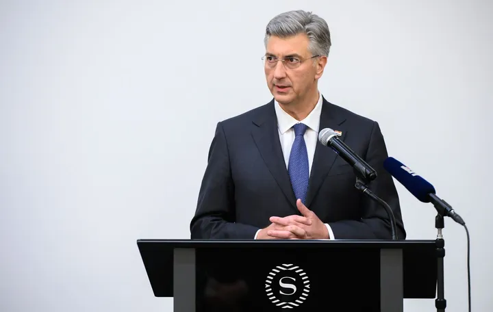 Хрватската опозиција го притиска Пленковиќ за оставка по скандалот со токсичен отпад