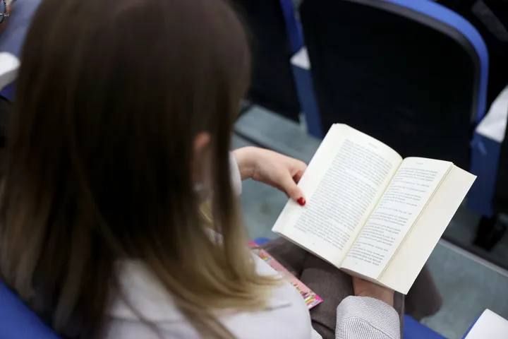 Kitap uquçığa - aqça