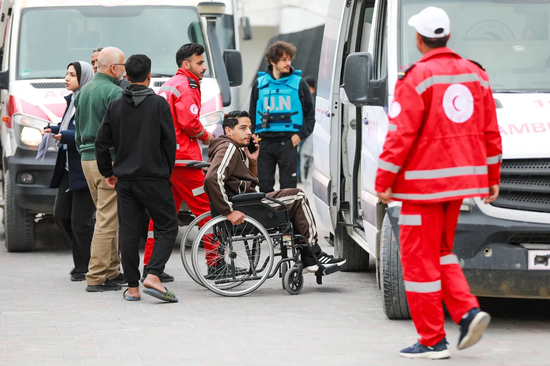 OBSh-ja: Mijëra pacientë në Gaza ende presin evakuim mjekësor