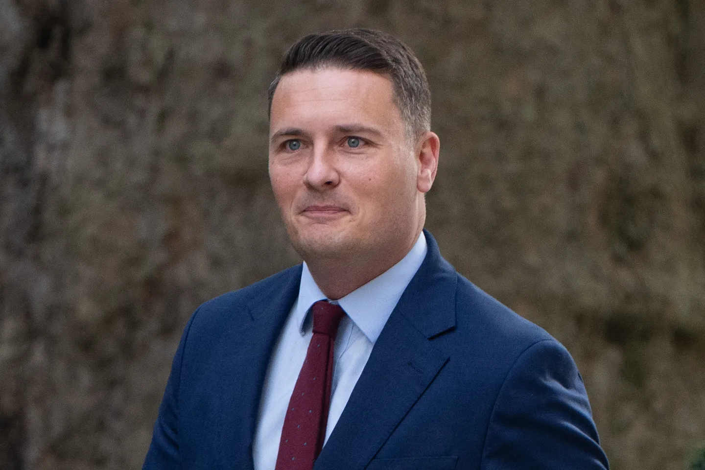 Streeting announces bid to replace Starmer as UK prime minister