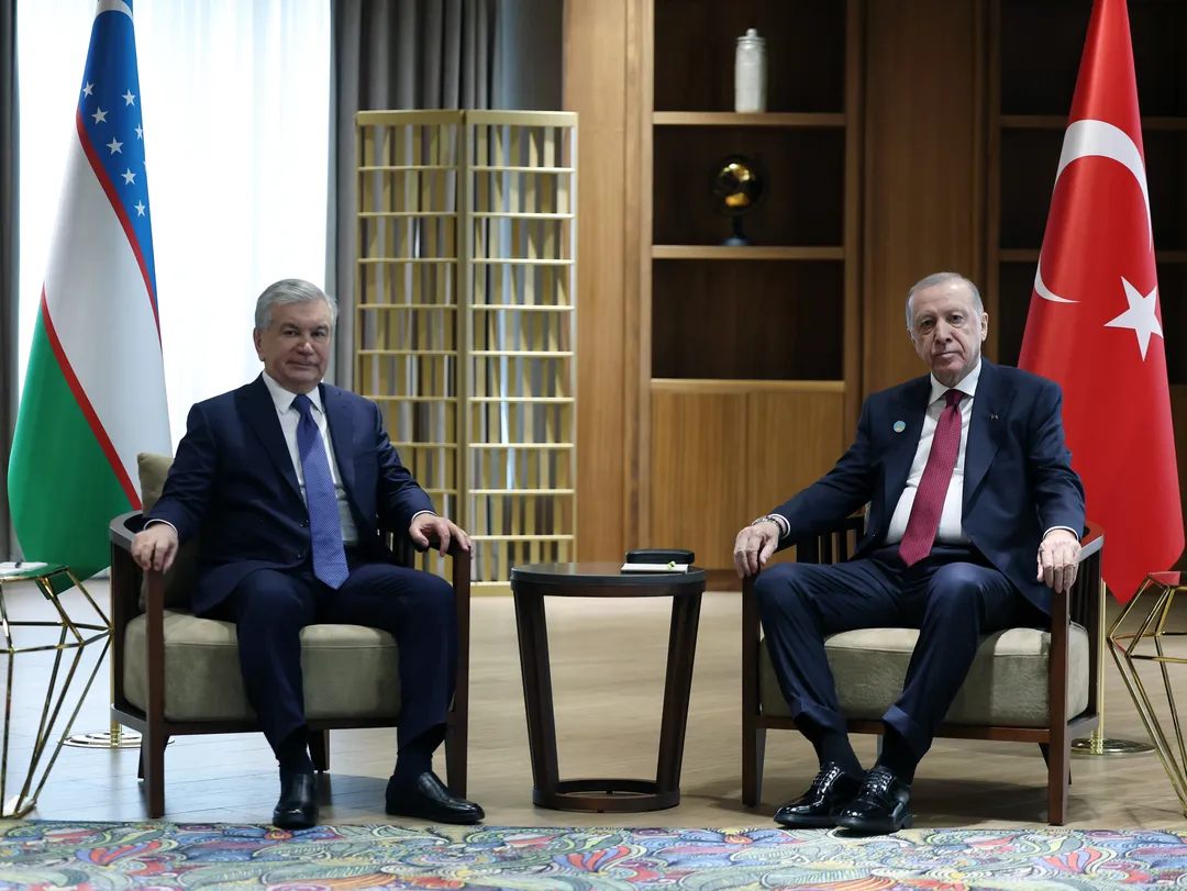 Gipfel in Kasachstan: Präsident Erdoğan trifft usbekischen Amtskollegen Mirsijojew