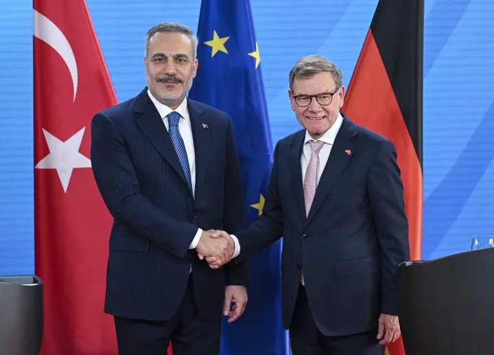 Alemania anuncia despliegue de misión Patriot en Türkiye para defensa, tras visita de ministro Fidan