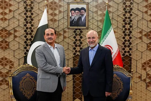 ئىران: «ترامپ ئۇرۇشنى قايتىدىن باشلىسا، بۇ ئامېرىكا ئۈچۈن تېخىمۇ ۋەيران قىلغۇچ بولىدۇ»
