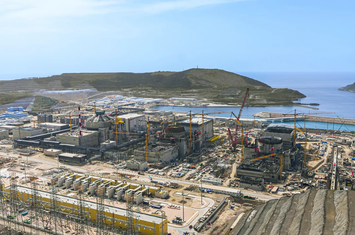 Turkish investors ready to buy stake in $25B Akkuyu nuclear plant: Putin