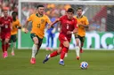 Australia derrota 2-0 a Türkiye y da un paso importante en el Grupo D del Mundial