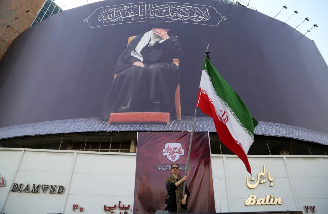 ئامېرىكا بىلەن ئىران ئوتتۇرىسىدىكى 6 مىليارد دوللارلىق مال-مۈلۈك سۆھبىتى قايتا باشلىنىدۇ
