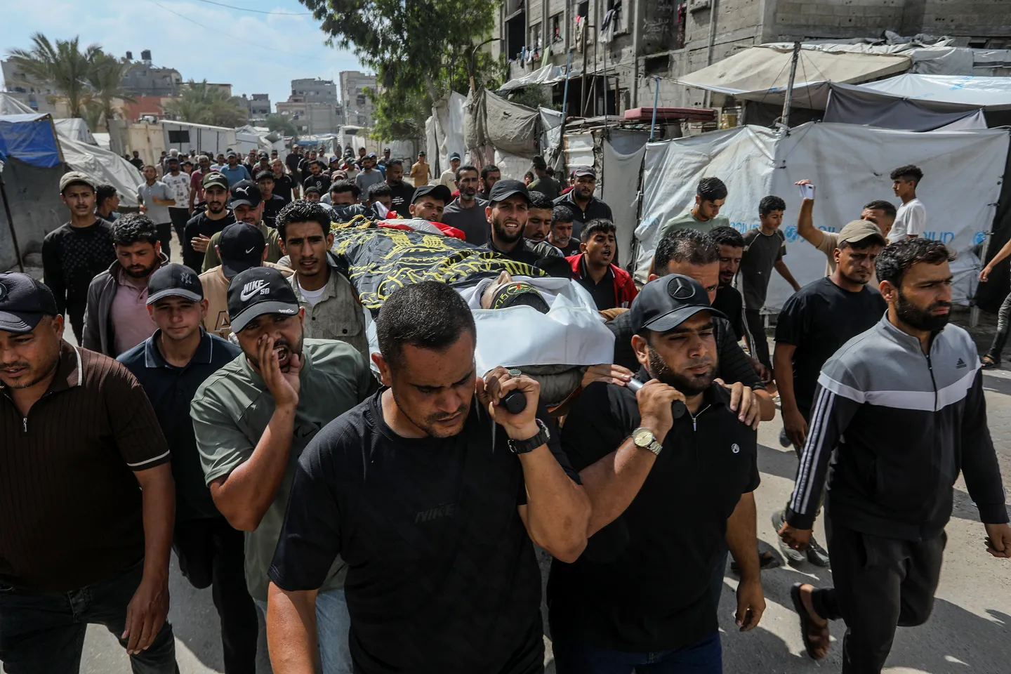 Τρεις άνθρωποι, σκοτώθηκαν σε ισραηλινή επίθεση εναντίον σκηνών Παλαιστινίων