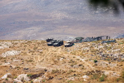 Les forces israéliennes tirent sans discernement en se retirant d’une ville du sud de la Syrie