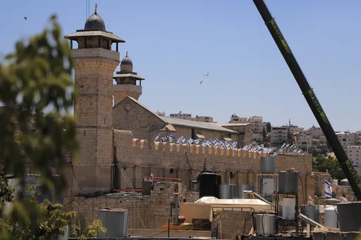 هشدار مقام فلسطینی درباره محاصره شهر الخلیل و تلاش اسرائیل برای تصرف مسجد ابراهیمی