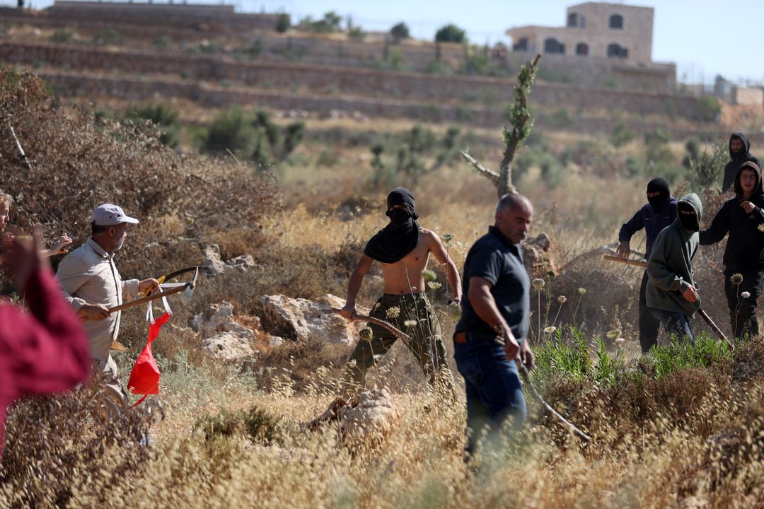 بريطانيا تصف جرائم المستوطنين في الضفة بالتطهير العرقي.. وفلسطين تعتبرها خطوة بالاتجاه الصحيح