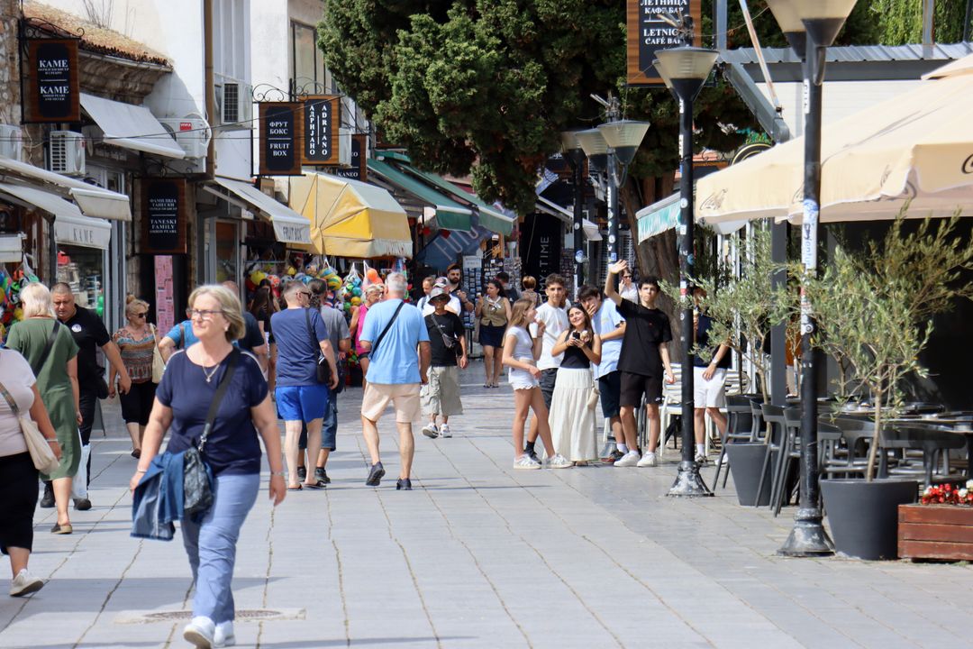 Turistët turq kryesojnë numrin e vizitorëve të huaj në Maqedoninë e Veriut në gjashtë muajt e parë