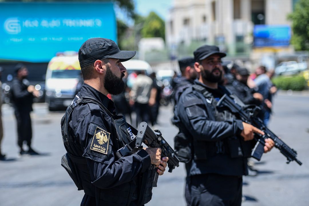 سوريا.. توقيف 3 أشقاء متورطين بتصفية 15 معتقلاً مدنياً خلال فترة النظام السابق