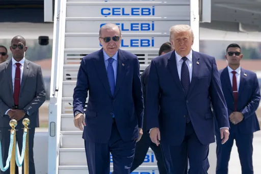 Presidenti turk Erdoğan pret Trumpin në Ankara