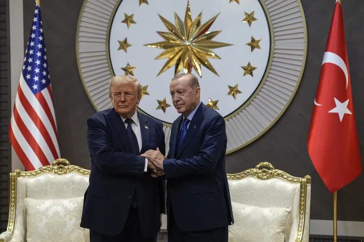Президент Эрдоган АКШнын президенти Трамп менен сүйлөштү