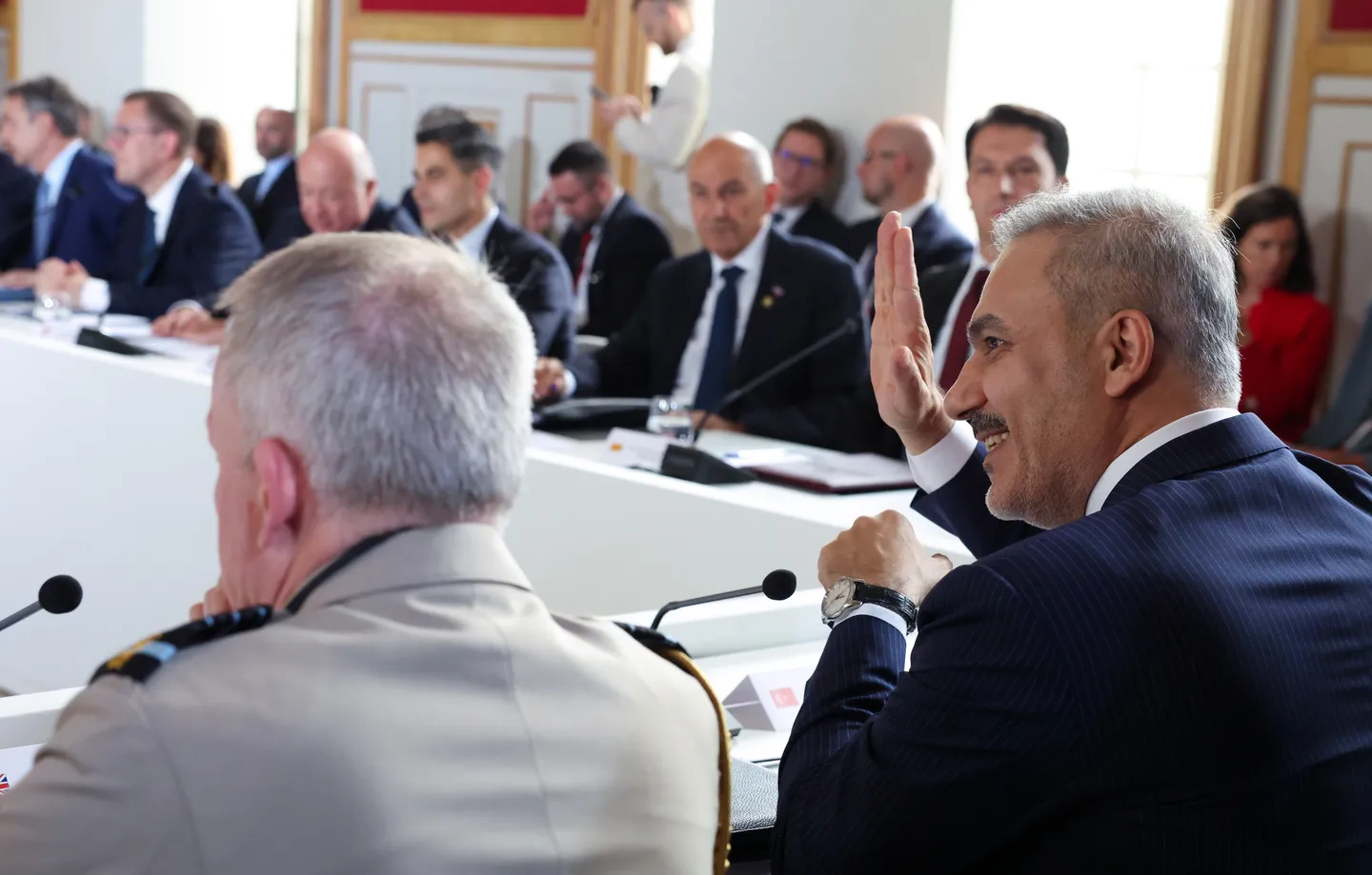 მინისტრი ფიდანი უკრაინის საკითხზე გამართულ მოხალისეთა კოალიციის ლიდერთა სამიტს დაესწრო