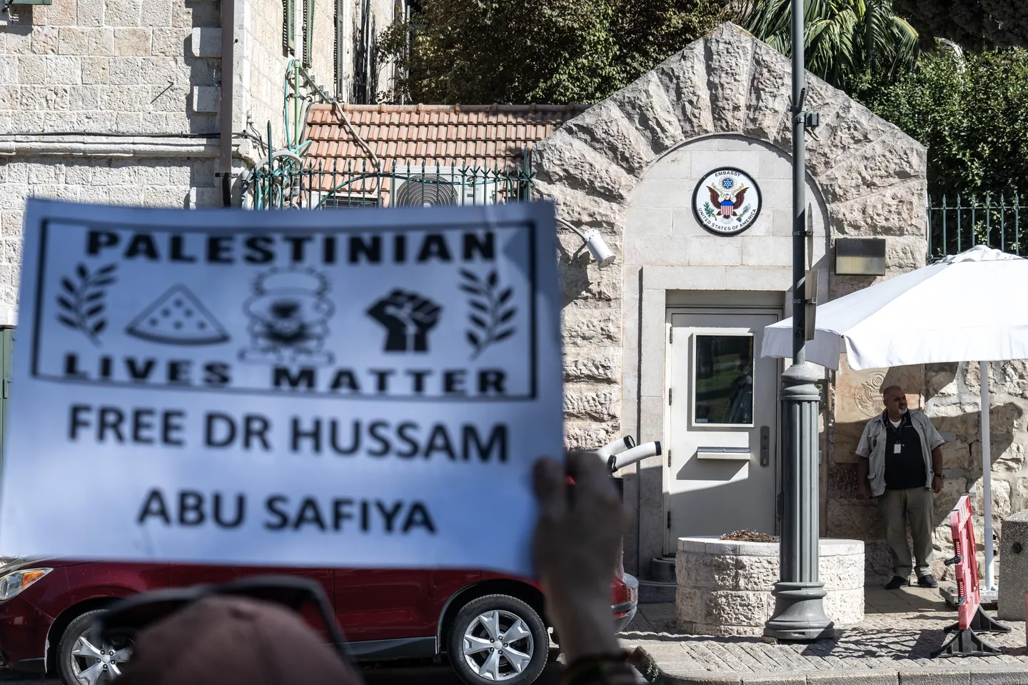 Israeli activists demand release of detained Gaza hospital director