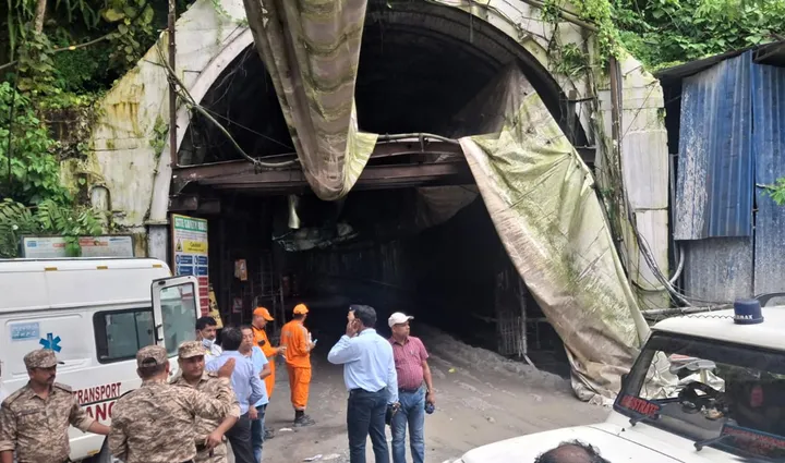 उत्तराखंड में निर्माणाधीन हाइड्रोपावर टनल में पानी और मलबा घुसा, 7 मजदूरों की मौत