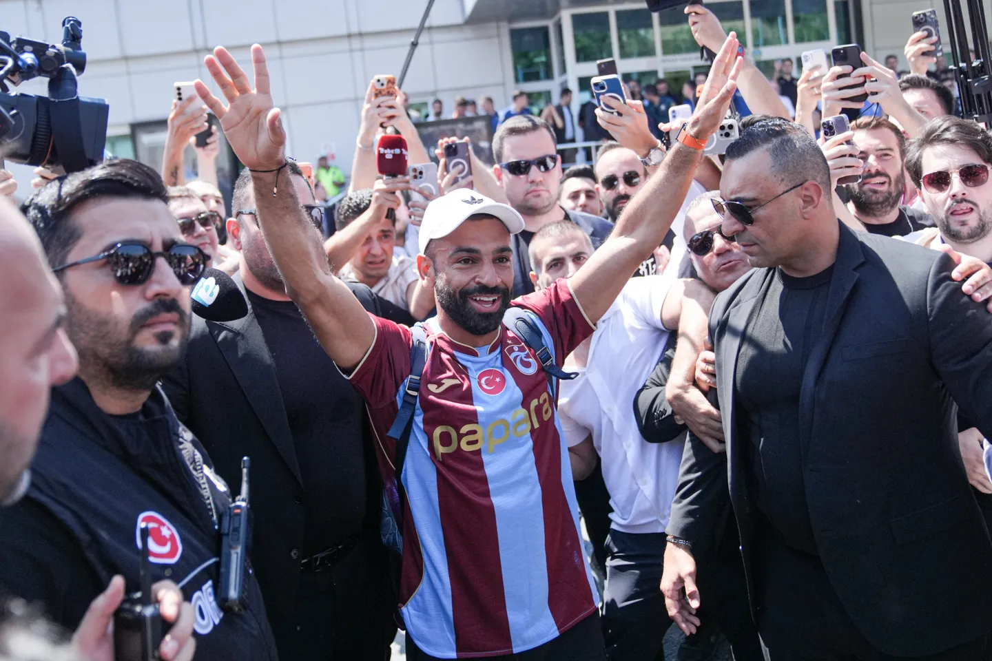 Mohamed Salah à Trabzonspor: Le "Pharaon" ouvre un nouveau chapitre en Türkiye