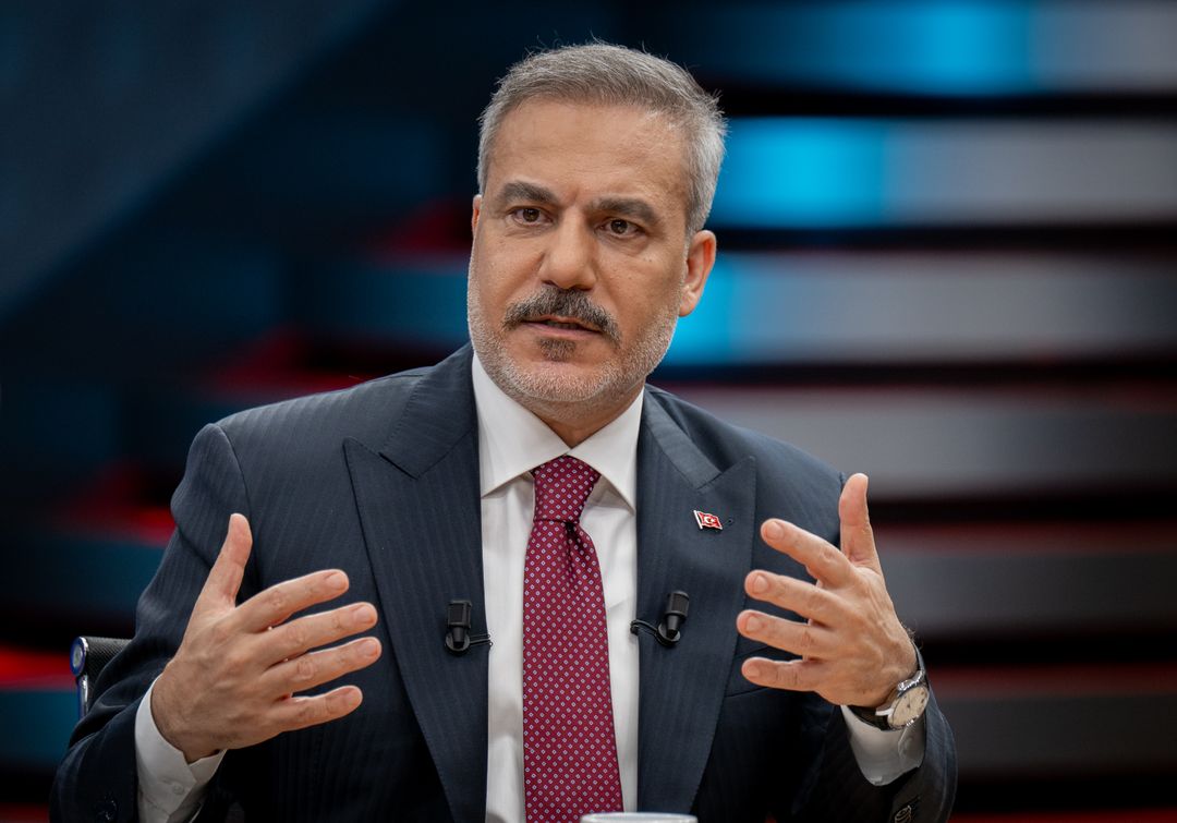 فيدان: دول أخرى تريد الانضمام إلى اتفاقية مكة ويجب استمرار العزل الدولي ضد إسرائيل