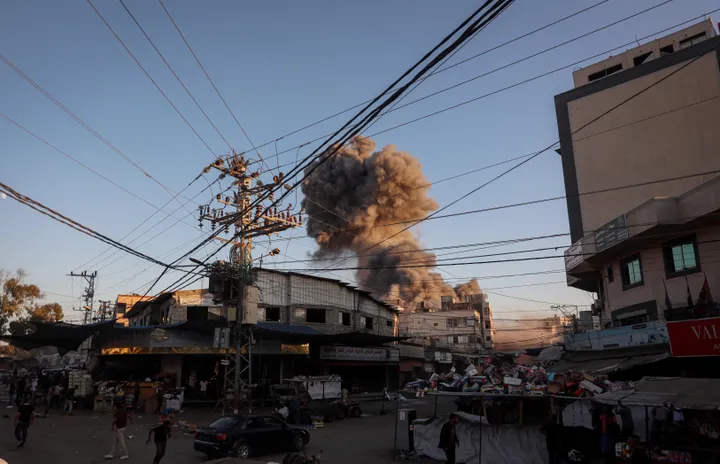 Israeli attacks kill, wound dozens in Lebanon: health ministry
