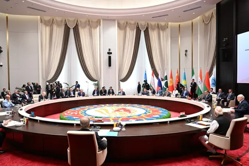 Таджикския президент призова ШОС да засили сътрудничеството в областта на сигурността и икономиката