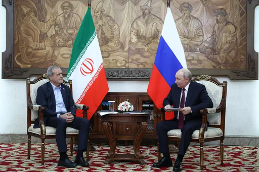 Путин, Пезешкијан и Алиев во Туркменистан разговараа за трилатералната соработка