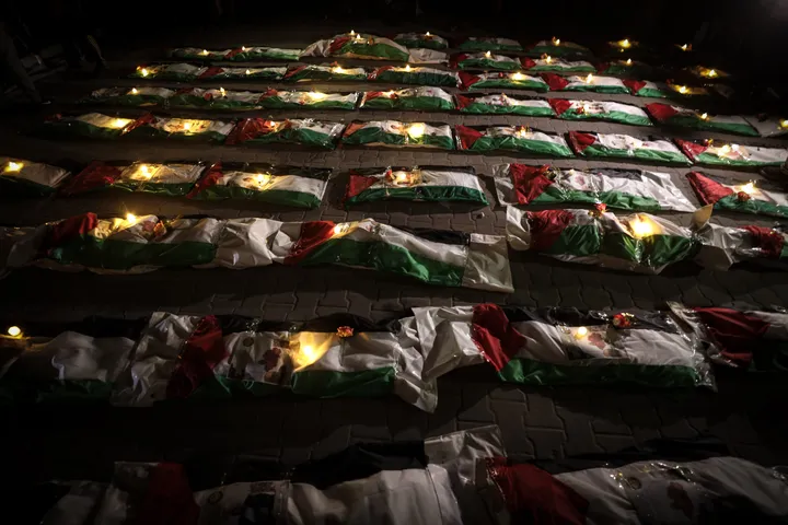 Gaza: après plus de 2 ans sous les décombres, une centaine de Palestiniens rendus à leurs familles