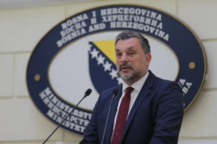 БиХ протера двајца српски дипломати и се повлекува од декларацијата за регионална соработка