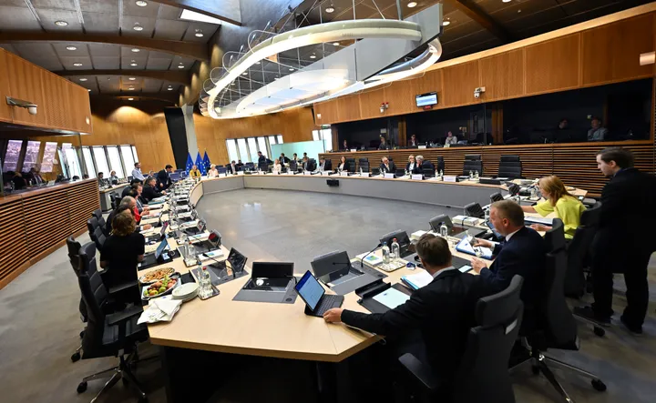 UE: Non cadremo nella trappola tesa dalla Russia, non renderemo visibili le tattiche di intimidazione e diffusione della paura
