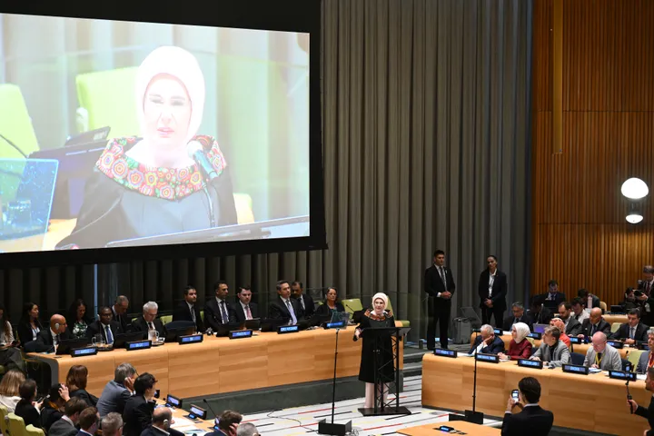 Zonja e Parë Turke shpreson që thirrja e Erdoğanit për paqe në OKB të jehojë në ndërgjegjen e botës