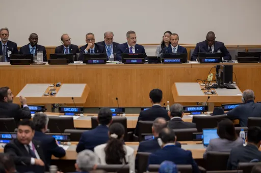 Türkiye's Fidan chairs OIC meeting, highlights Gaza and regional conflicts