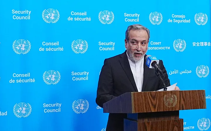 Araghchi: Iran čeka konačan odgovor SAD-a o prijedlogu za ponovno otvaranje Hormuškog moreuza