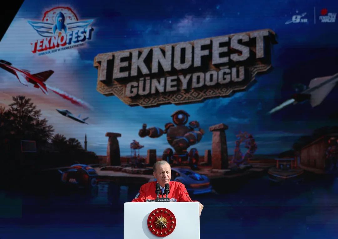 Erdogan: la Türkiye mène une “véritable révolution” dans l’industrie de la défense