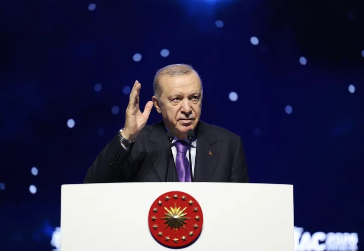 Erdoğan: Türkiye e ndjek me vendosmëri synimin për t’u bërë aktor i fuqishëm në hapësirën globale